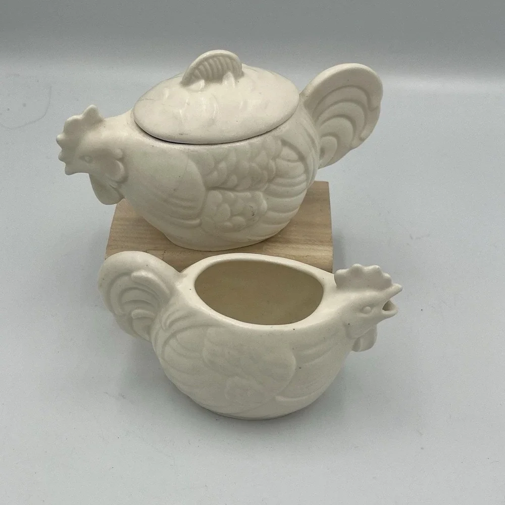 Vintage Czechoslovakia Ceramic Rooster Creamer Sugar Set Cottage Country Core
